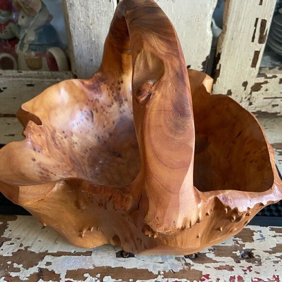 Rustic Cedar Root Basket  - Picture 3 of 8